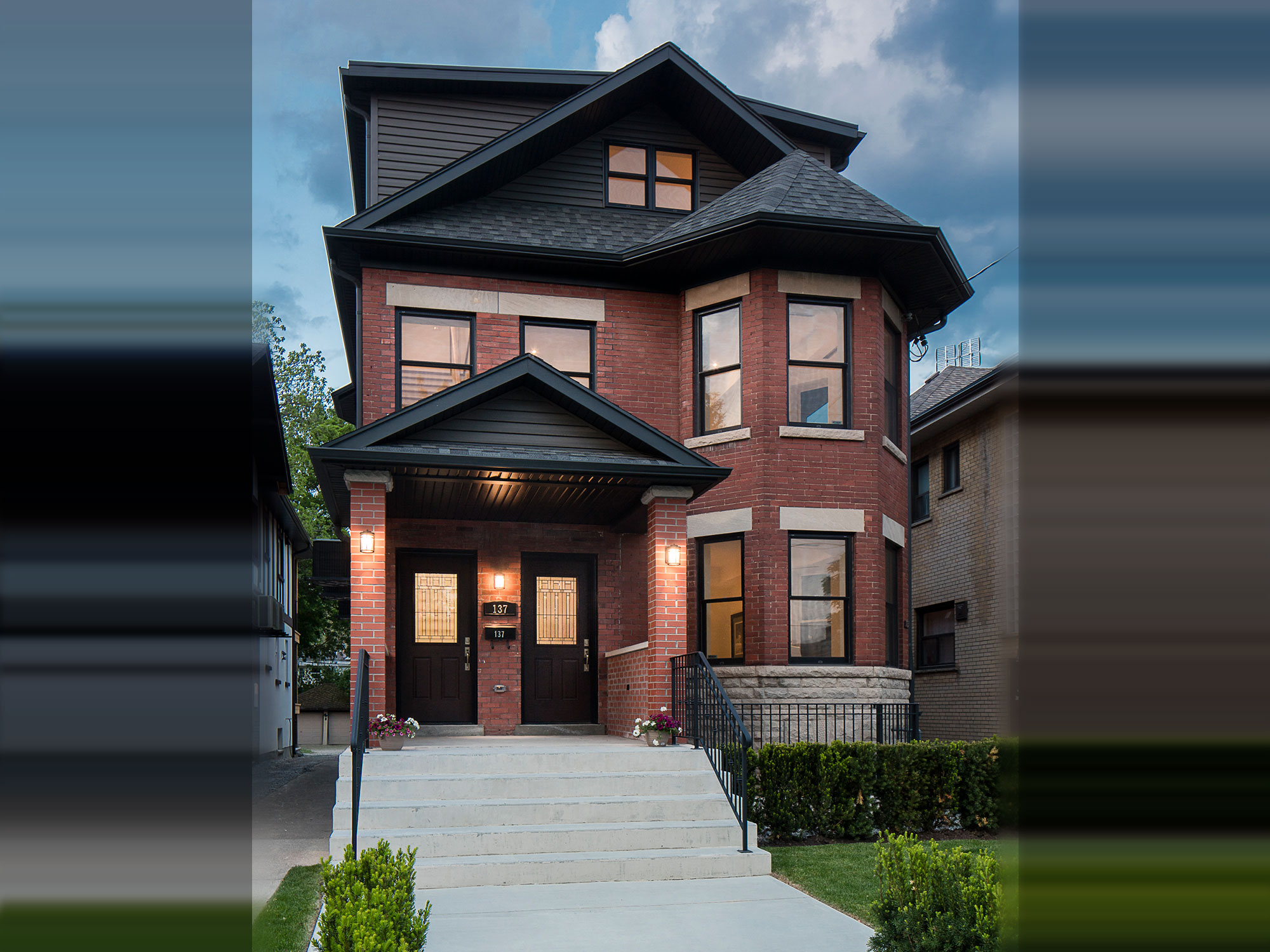 137 High Park Avenue, Toronto, ON M6P 2S3