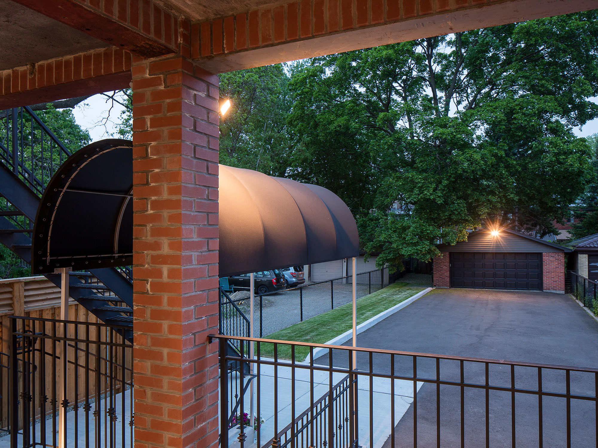 137 High Park Avenue, Toronto, ON M6P 2S3
