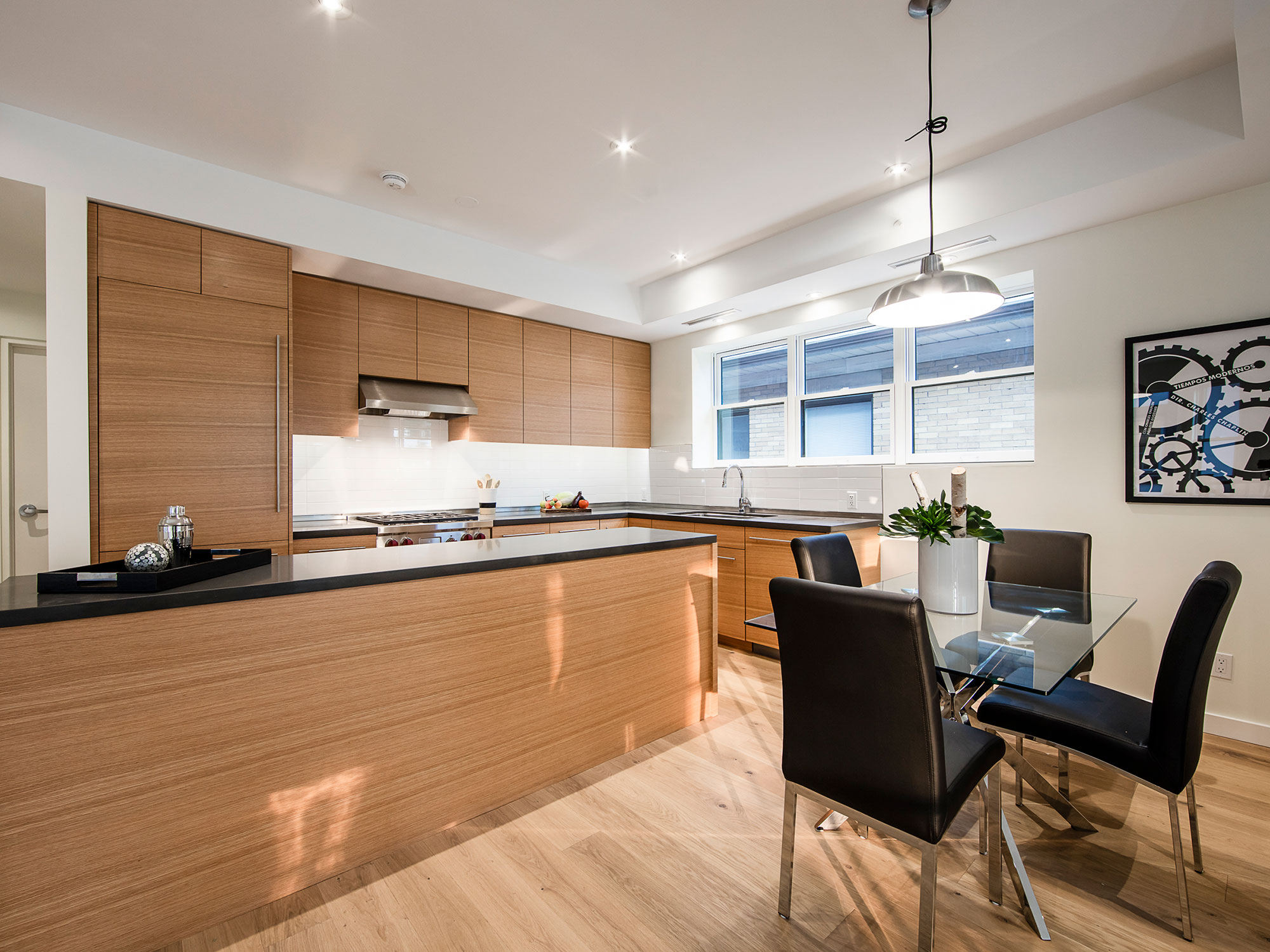 137 High Park Avenue, Toronto, ON M6P 2S3
