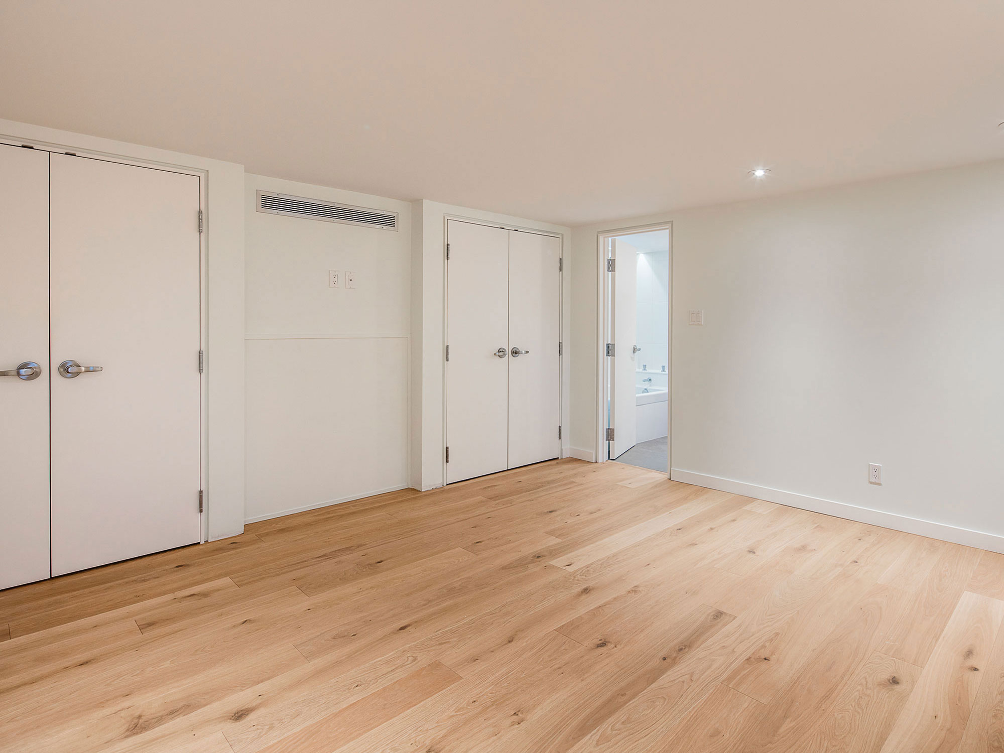 137 High Park Avenue, Toronto, ON M6P 2S3