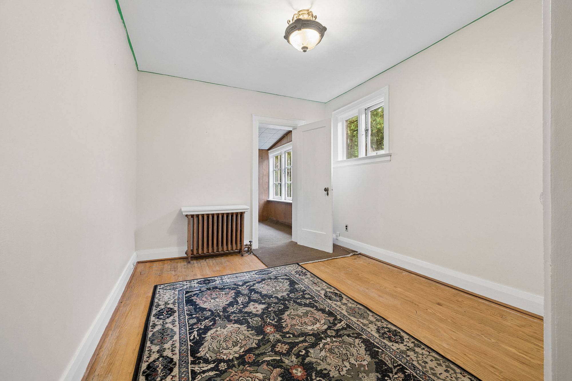 87 Riverview Gardens, Toronto, ON M6S 4E7
