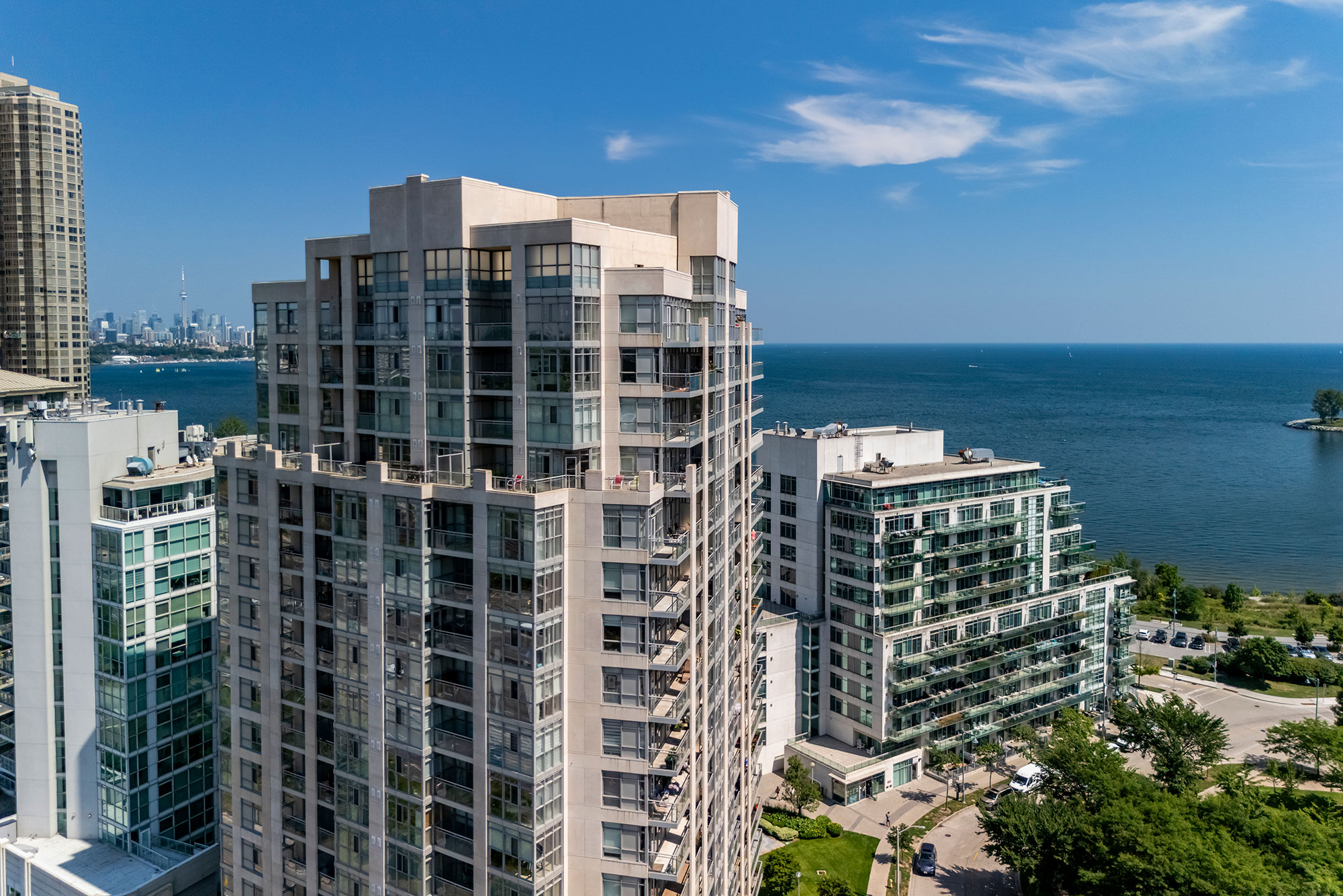 3 Marine Parade Suite 1802