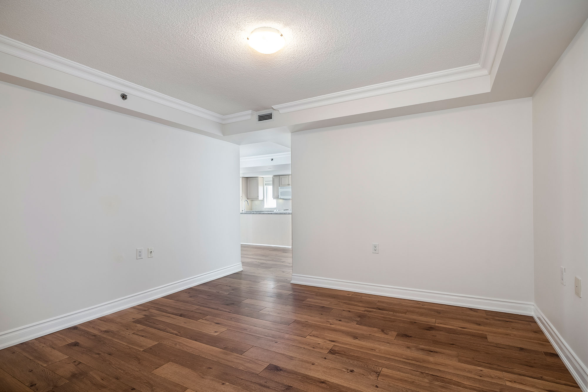 3 Marine Parade Suite 1802