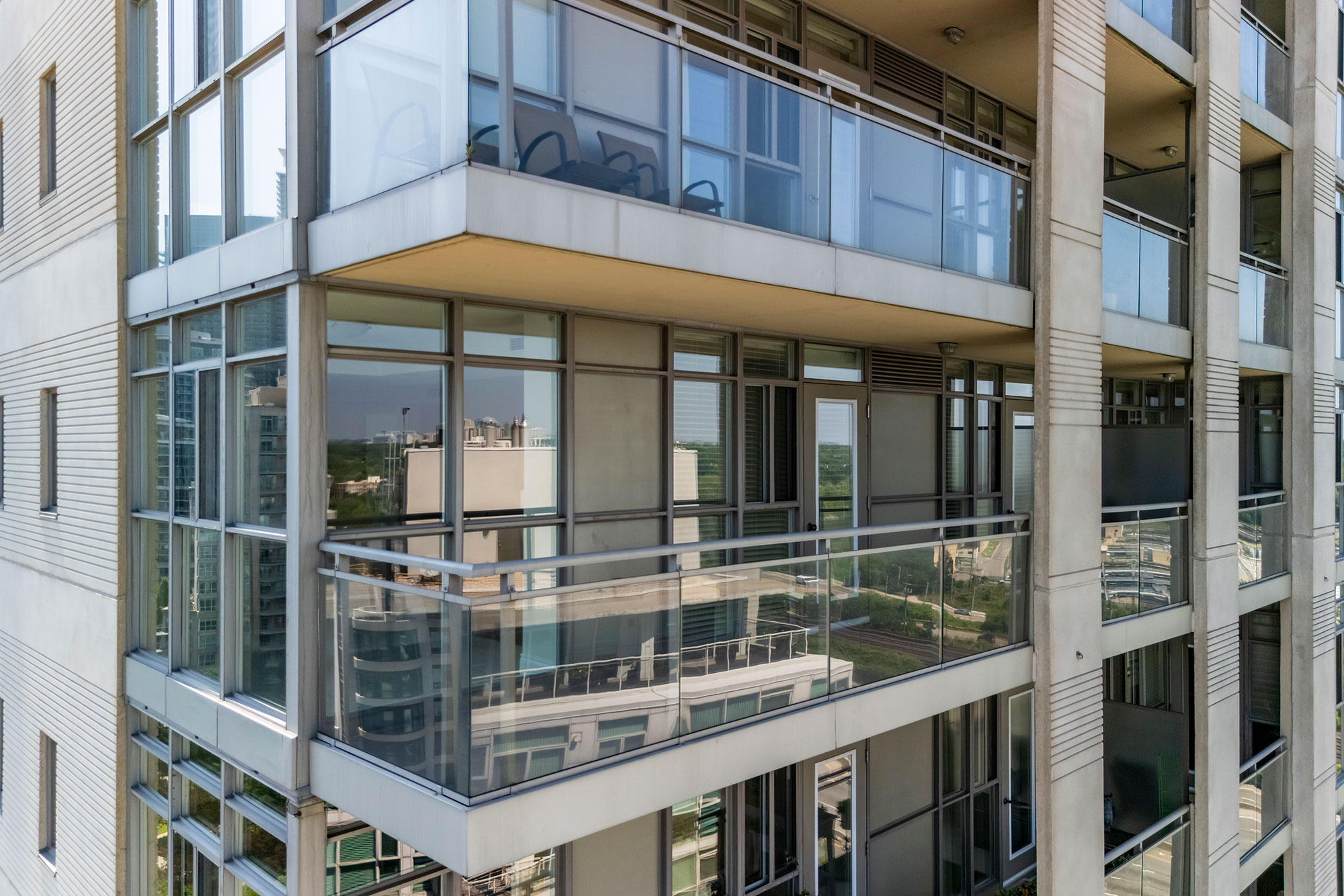 3 Marine Parade Suite 1802