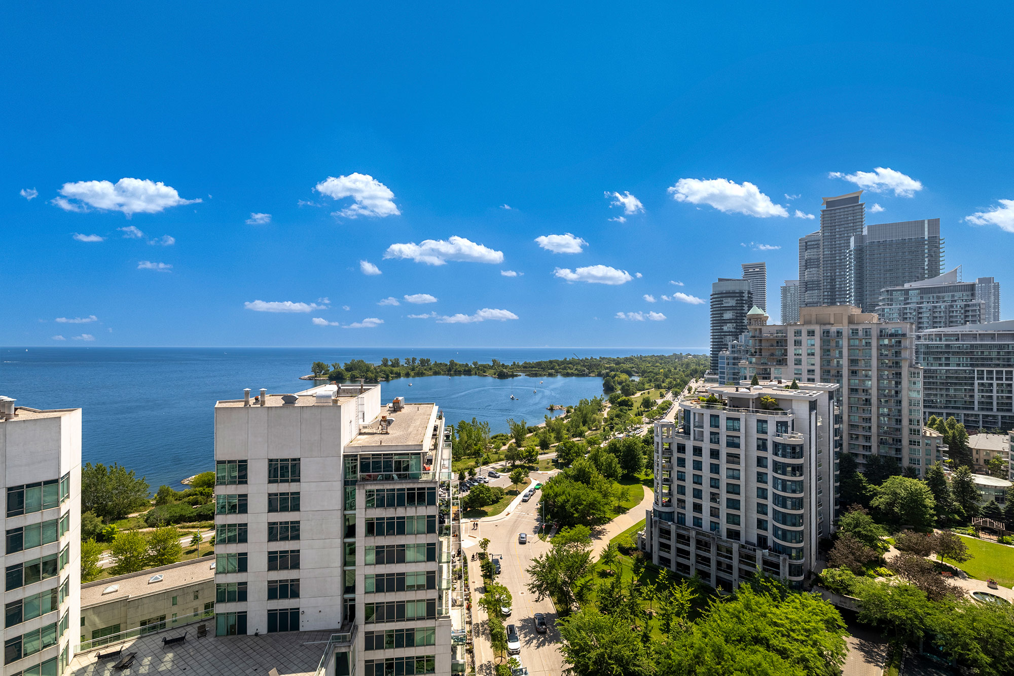 3 Marine Parade Suite 1802