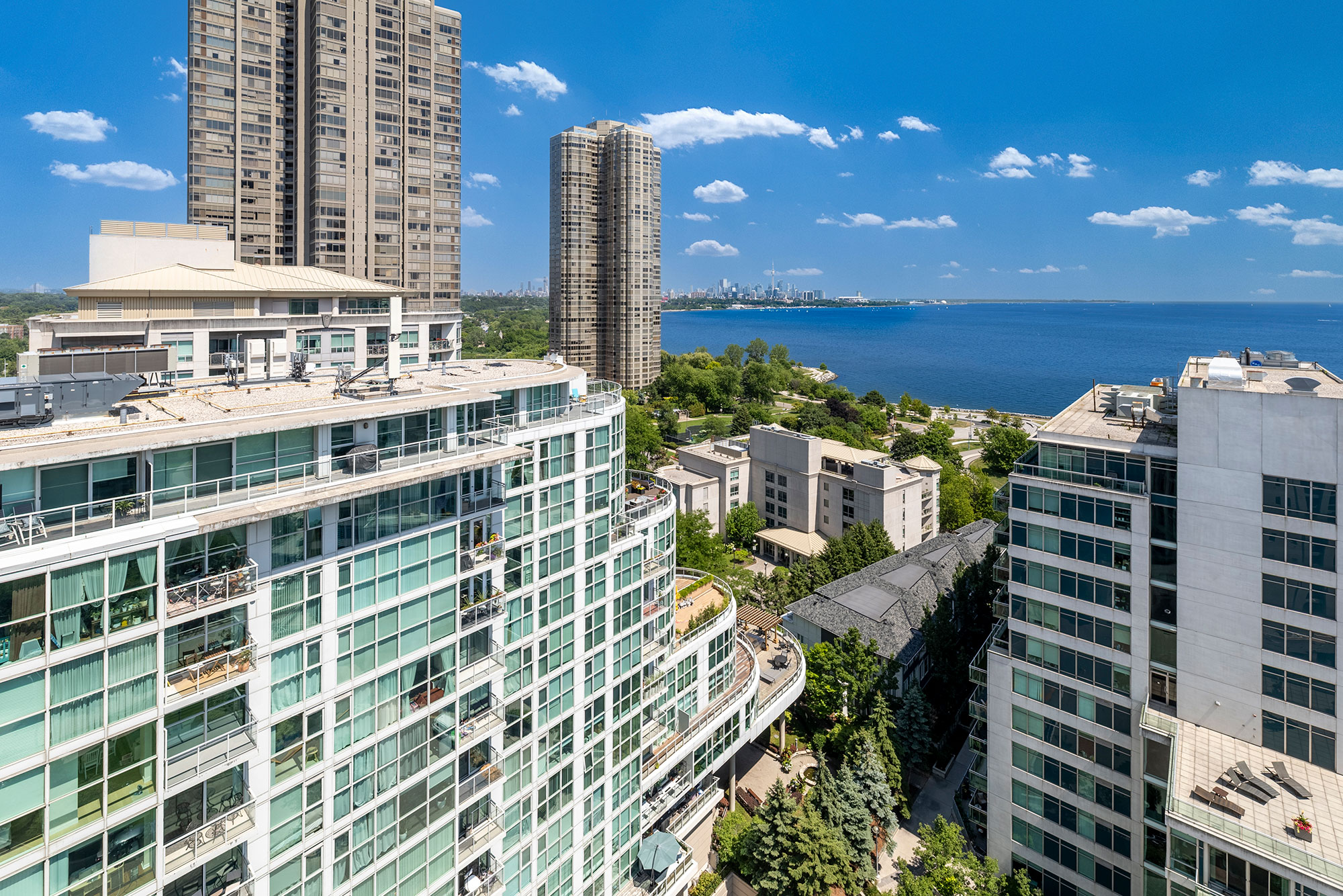 3 Marine Parade Suite 1802