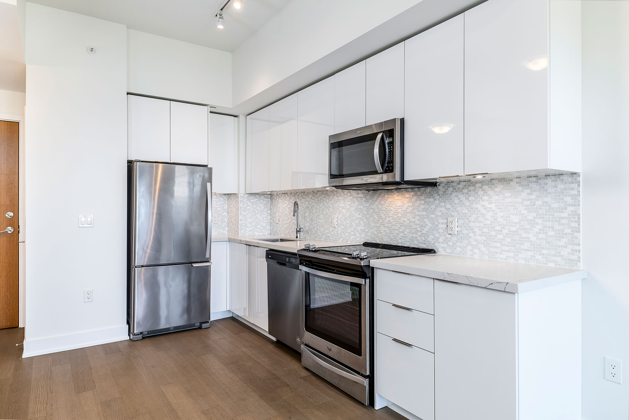 30 Shore Breeze Drive Suite 2019