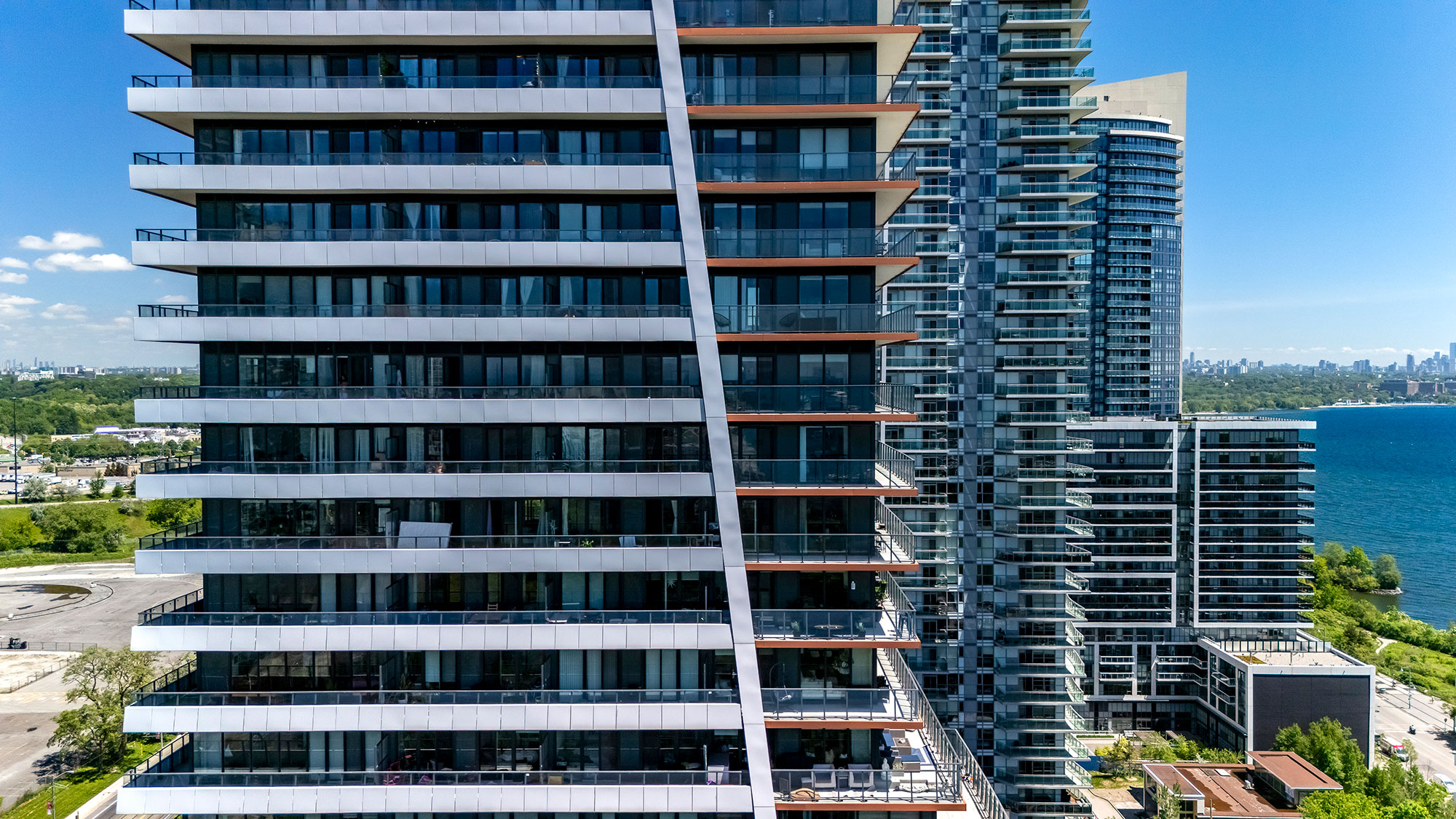 30 Shore Breeze Drive Suite 2019