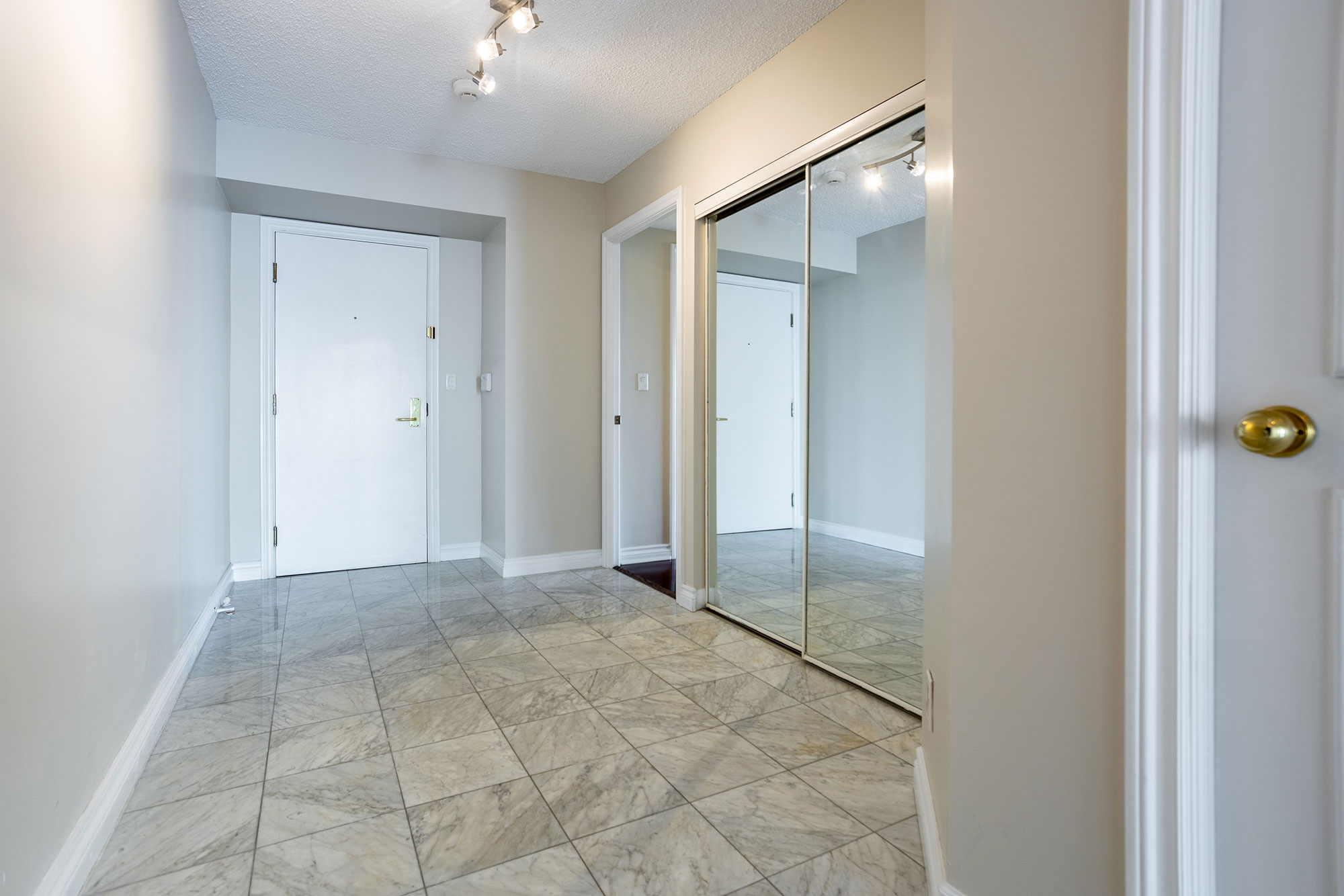 Palace Place Suite 1503