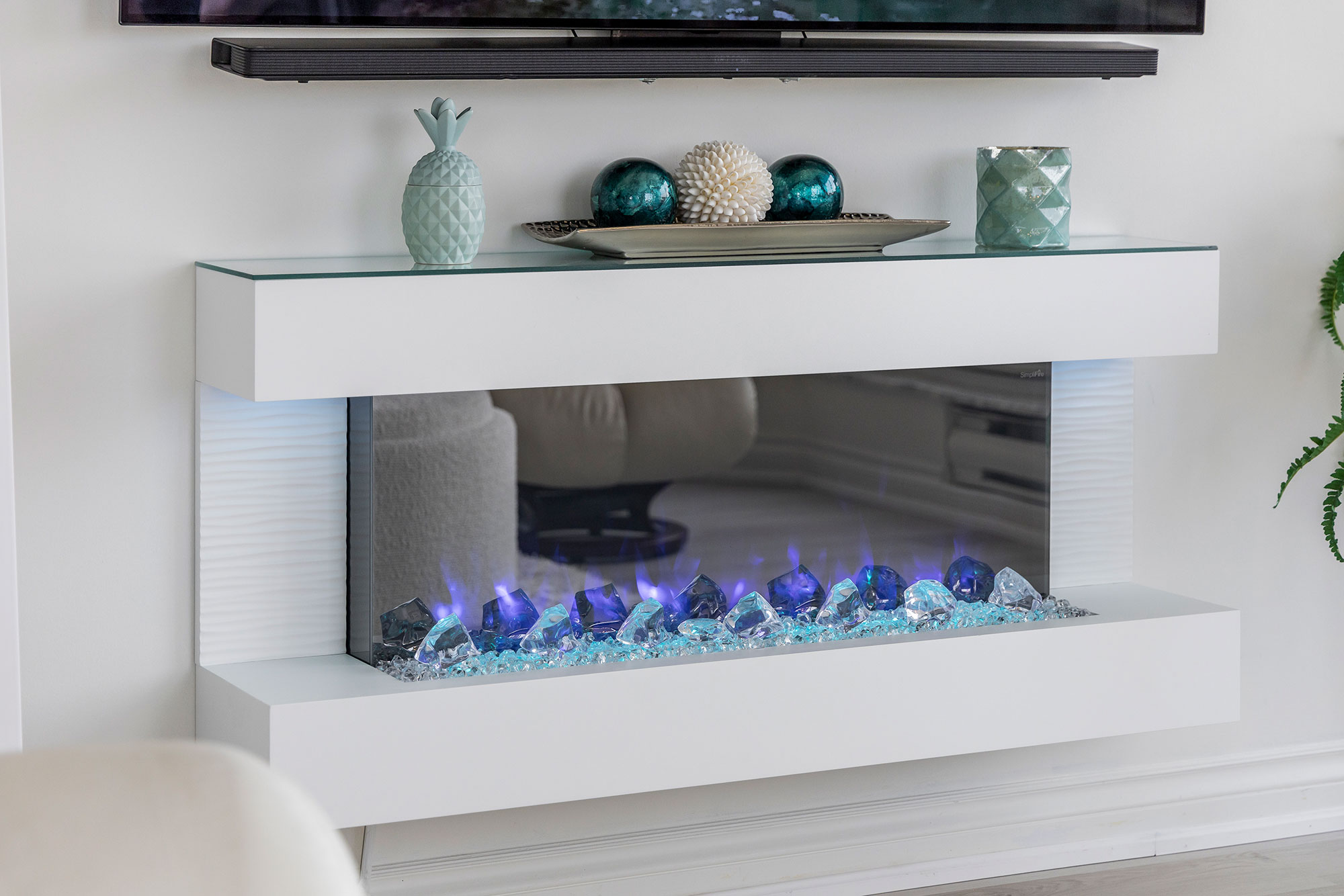 Palace Place Suite 1609