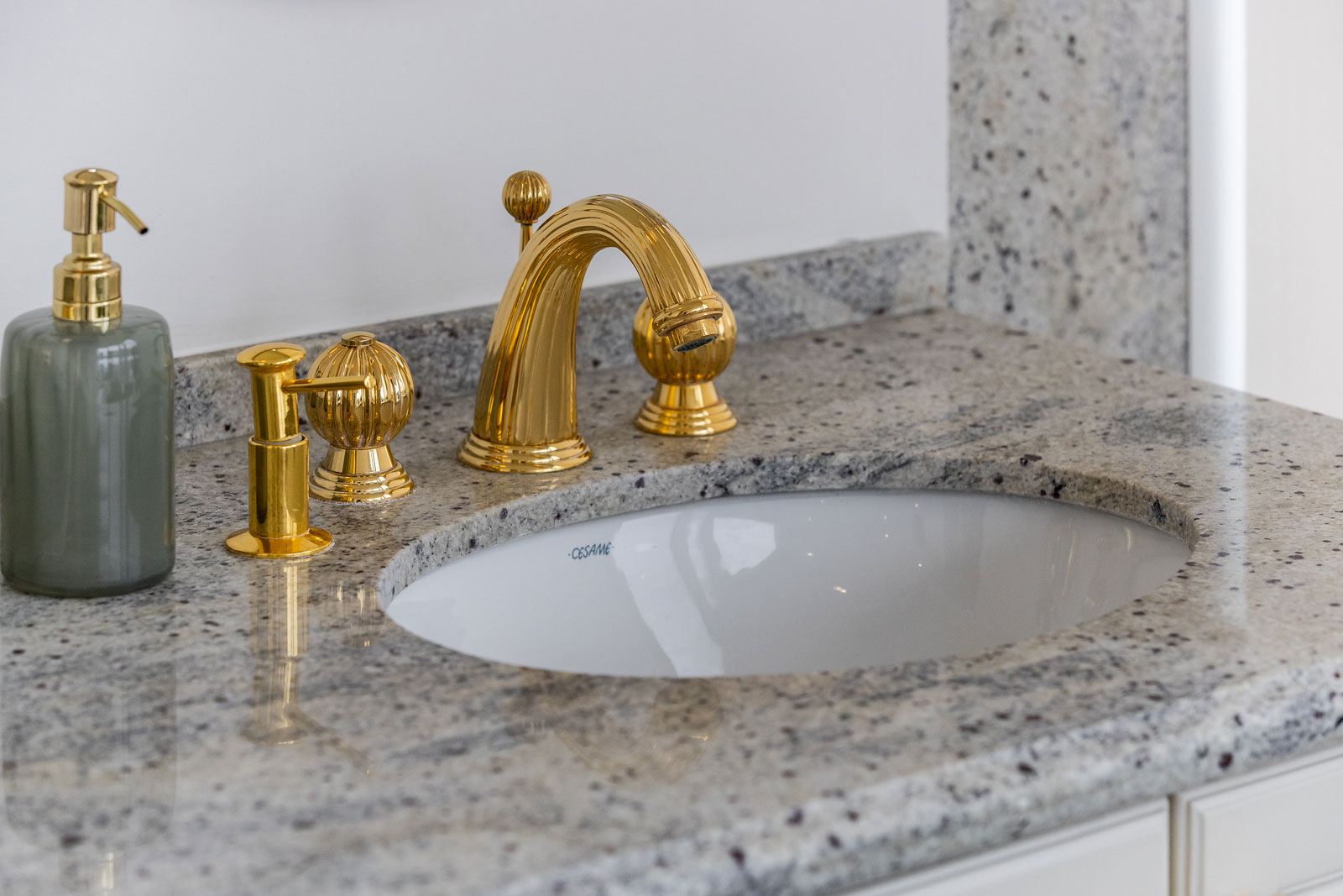 Palace Place Suite 3501