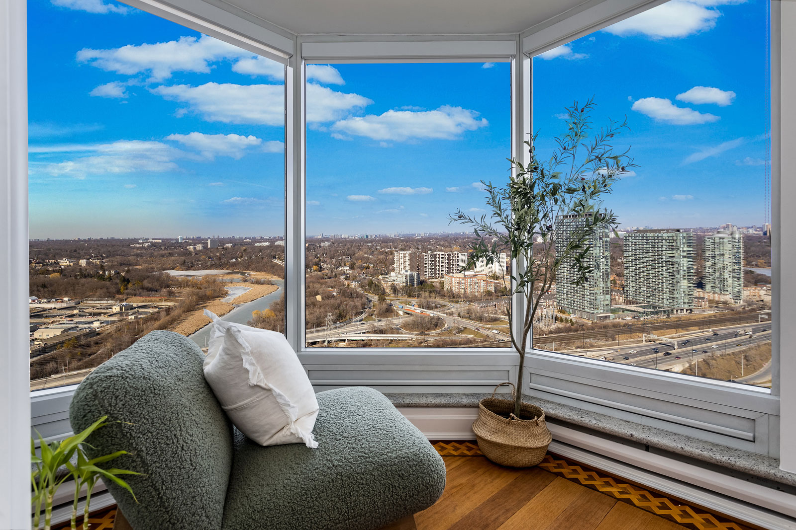 Palace Place Suite 3501