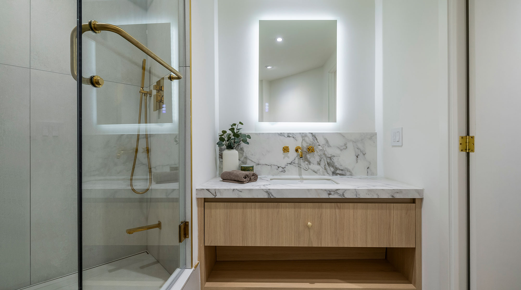 Palace Place Suite 3502