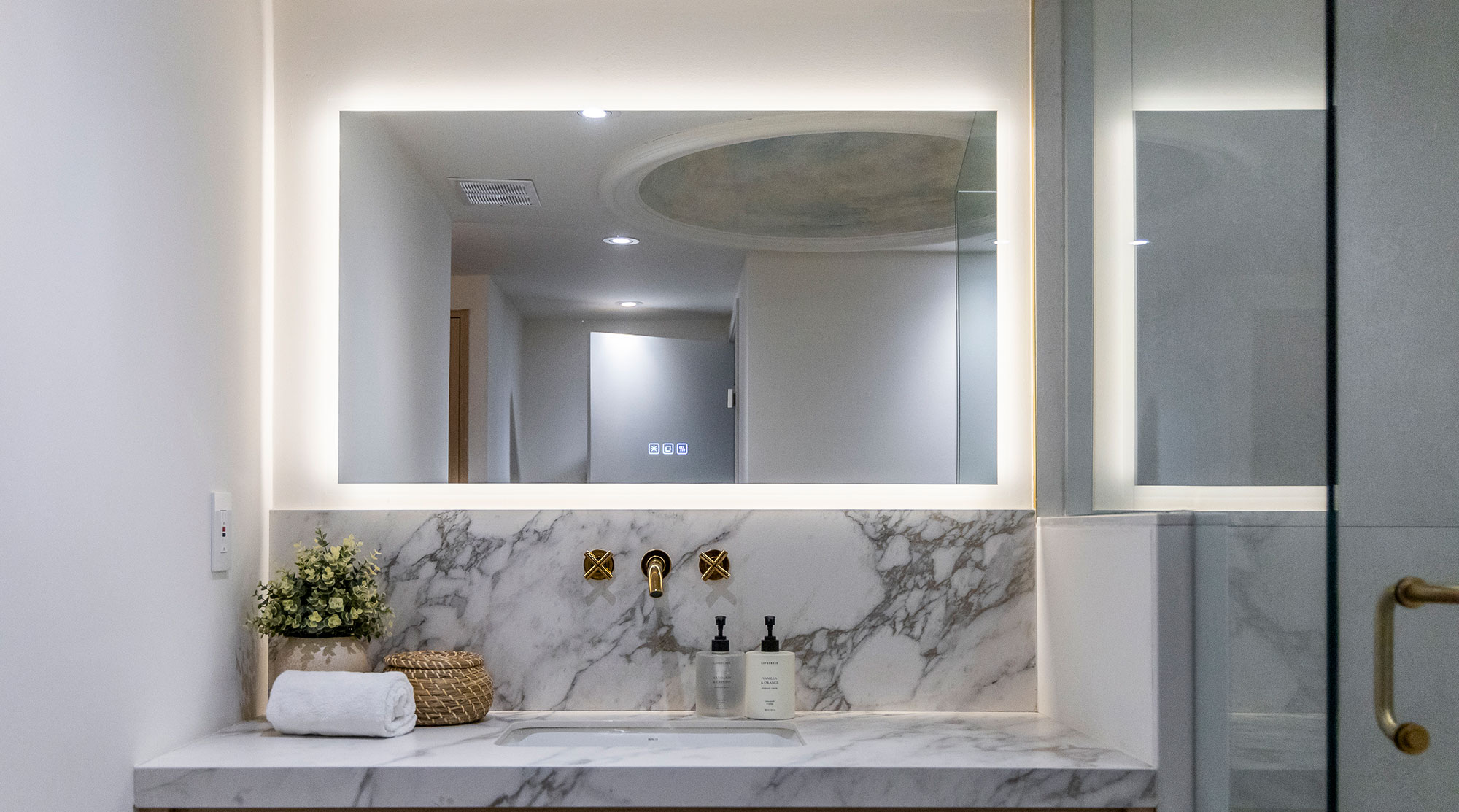 Palace Place Suite 3502