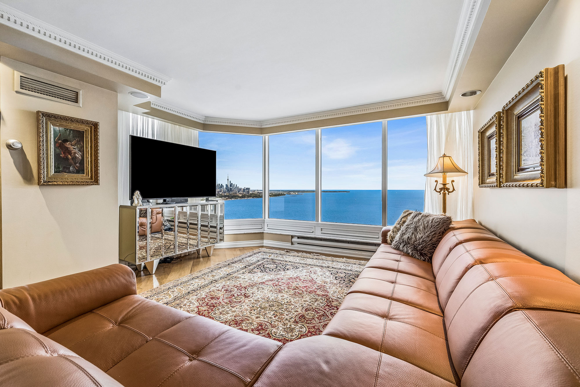 Palace Place Suite 3801