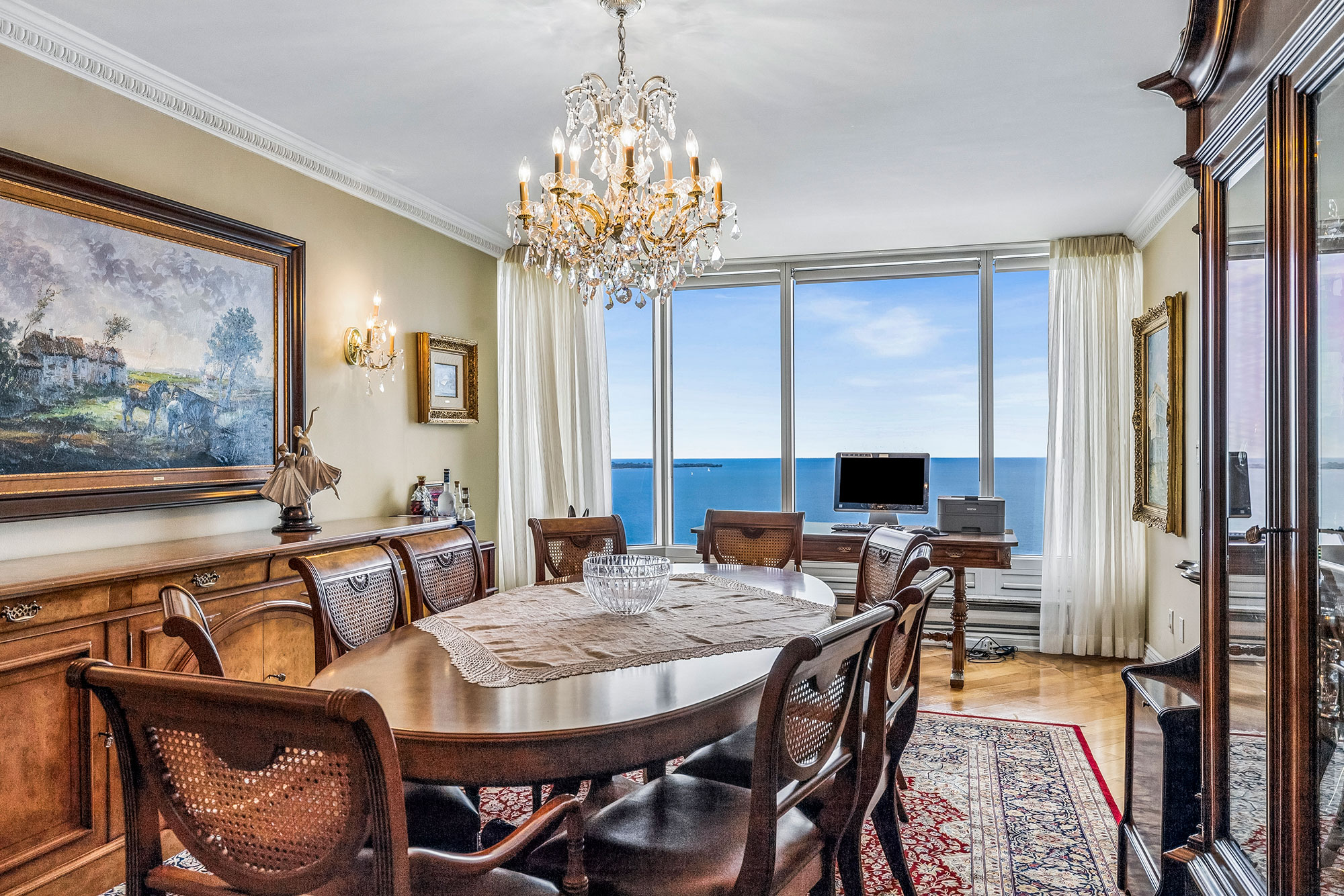 Palace Place Suite 3801