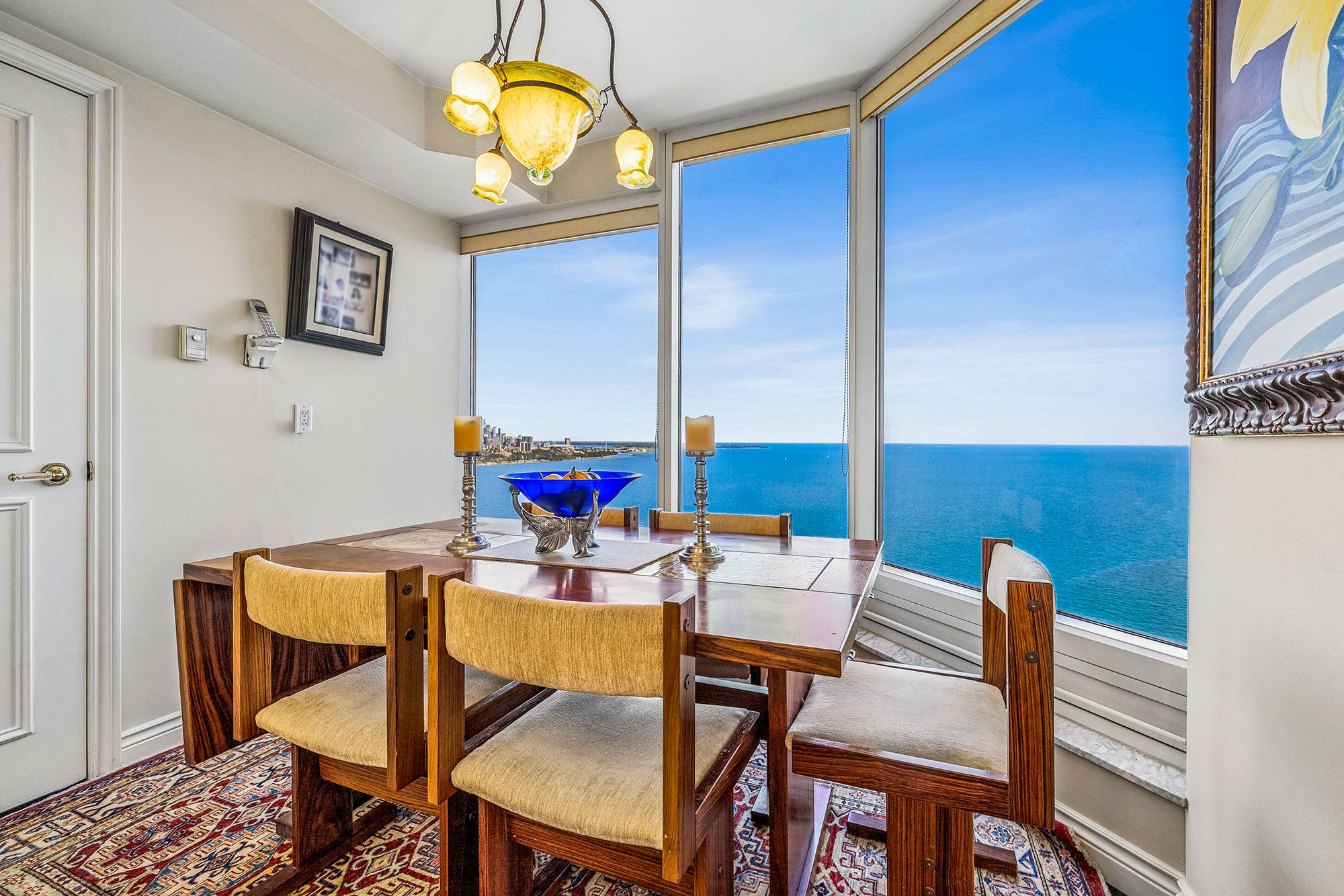 Palace Place Suite 3801
