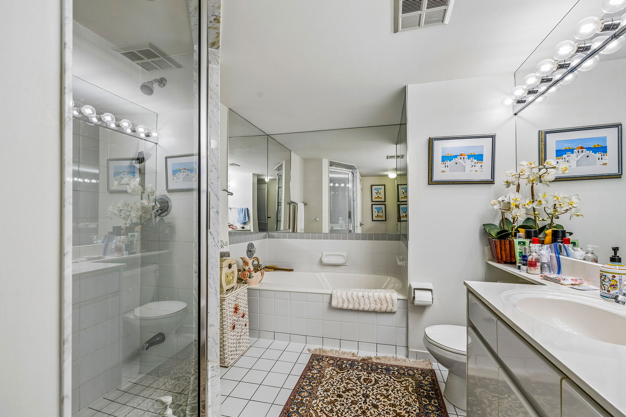 Palace Place Suite 3801