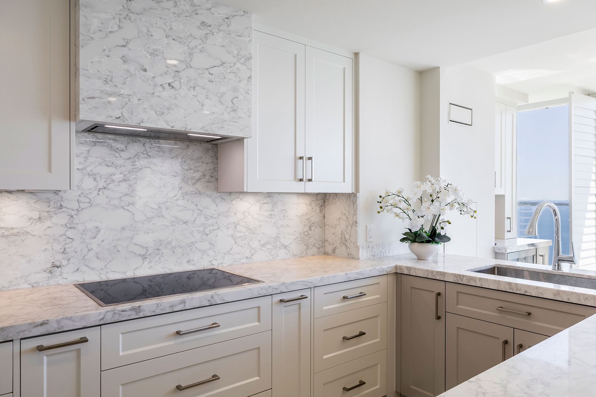 Palace Place Suite 4006