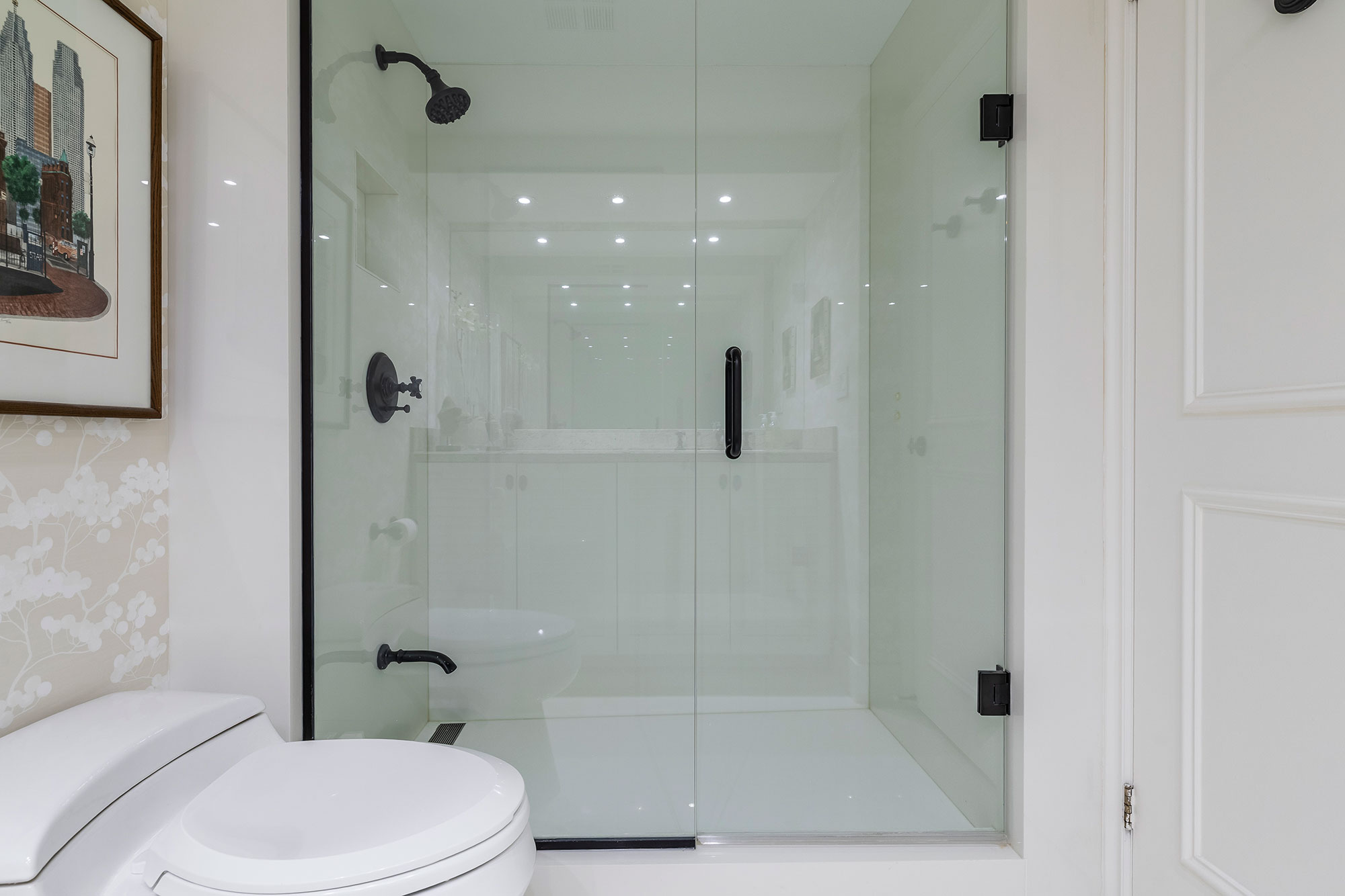 Palace Place Suite 4006