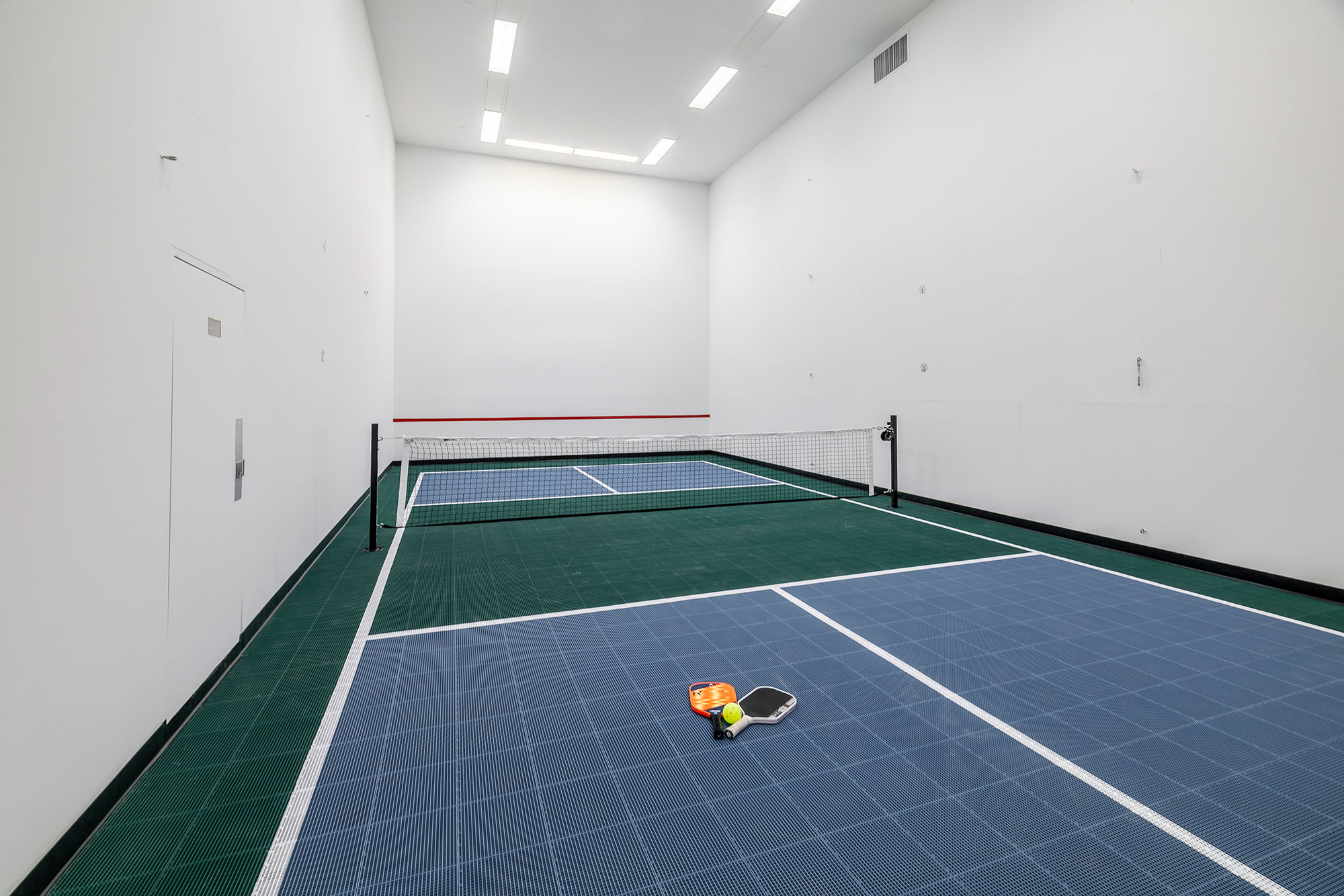 Palace Place Suite 4006