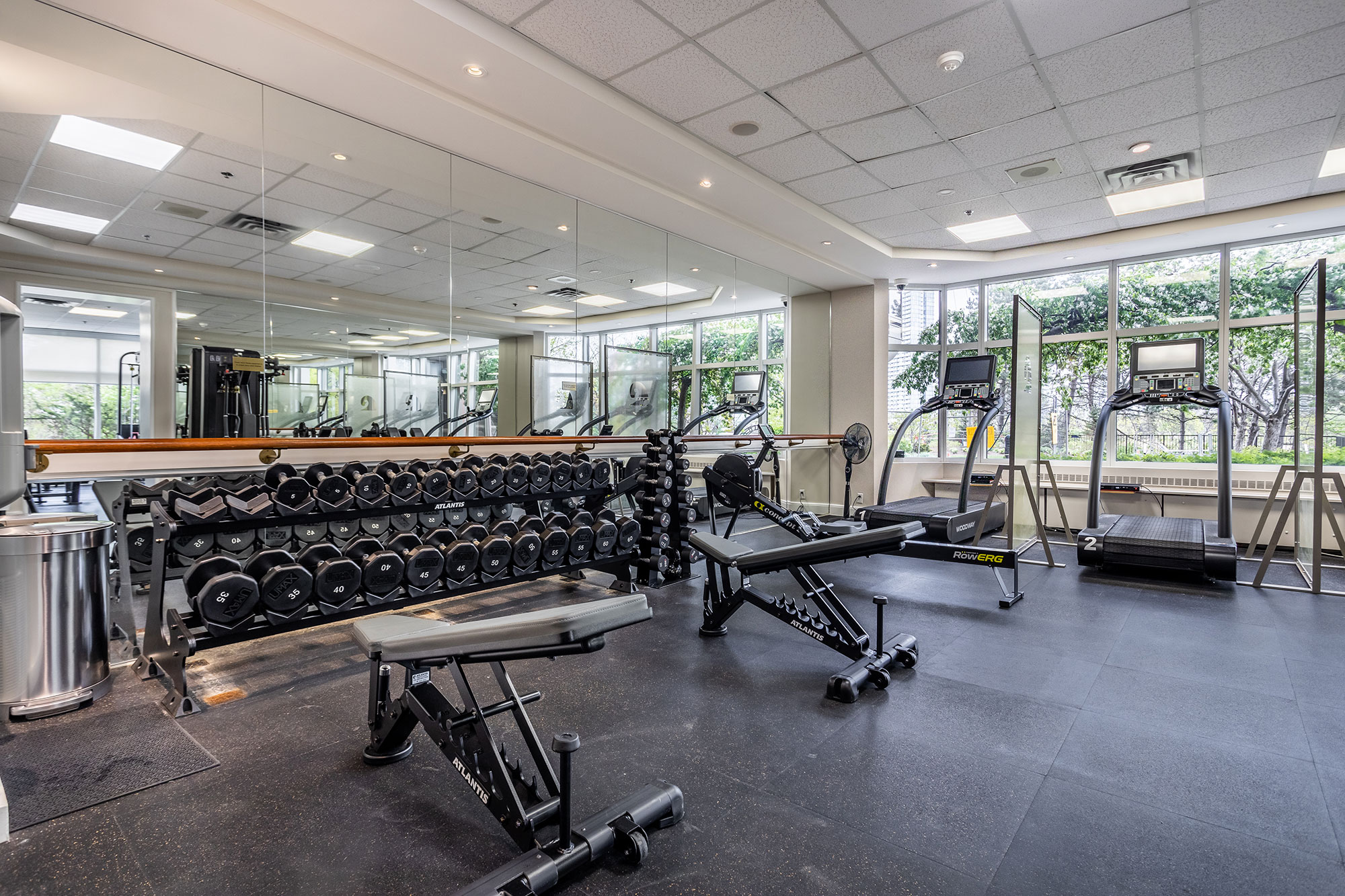 Palace Place Suite 4006