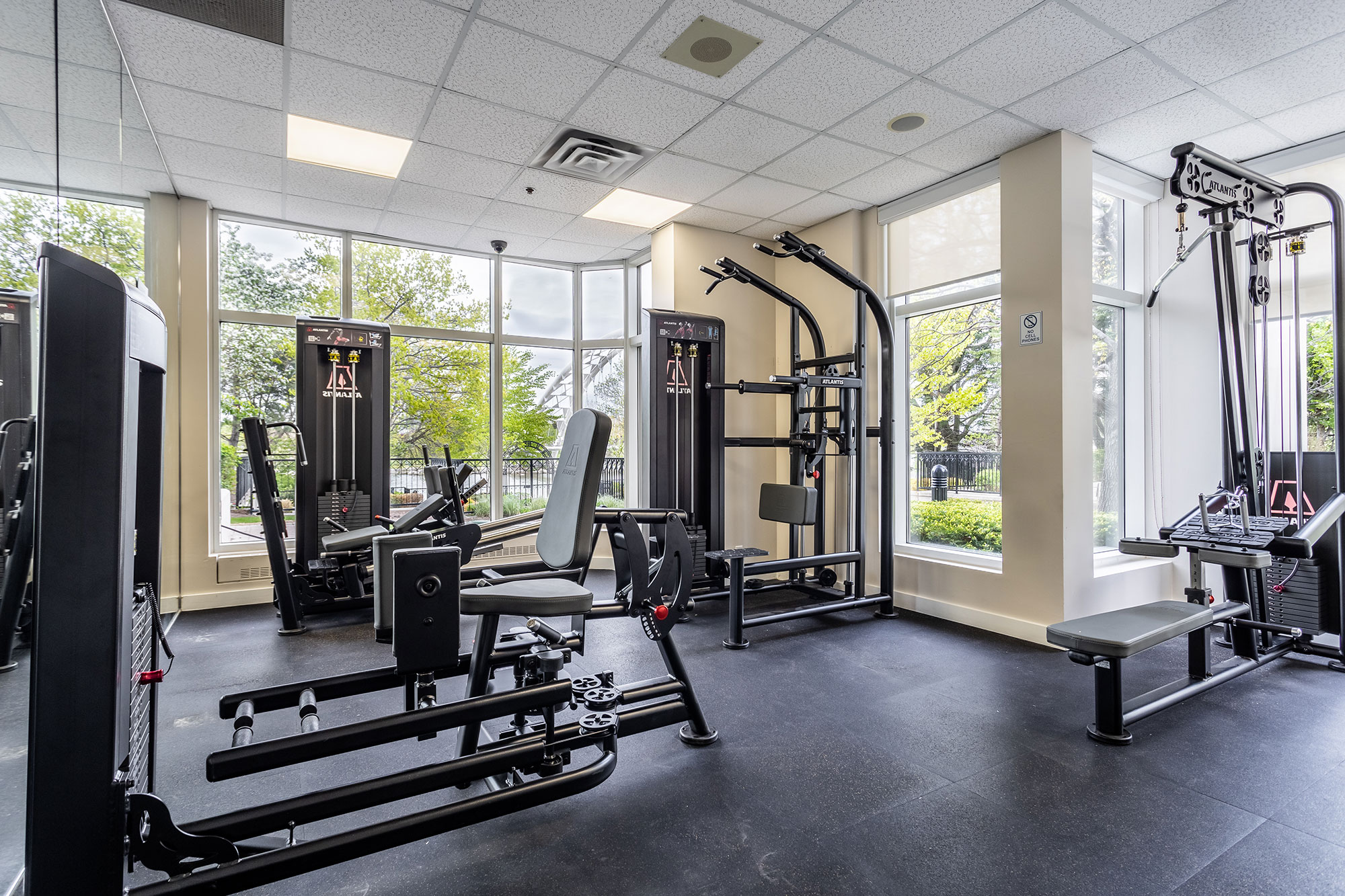 Palace Place Suite 4006