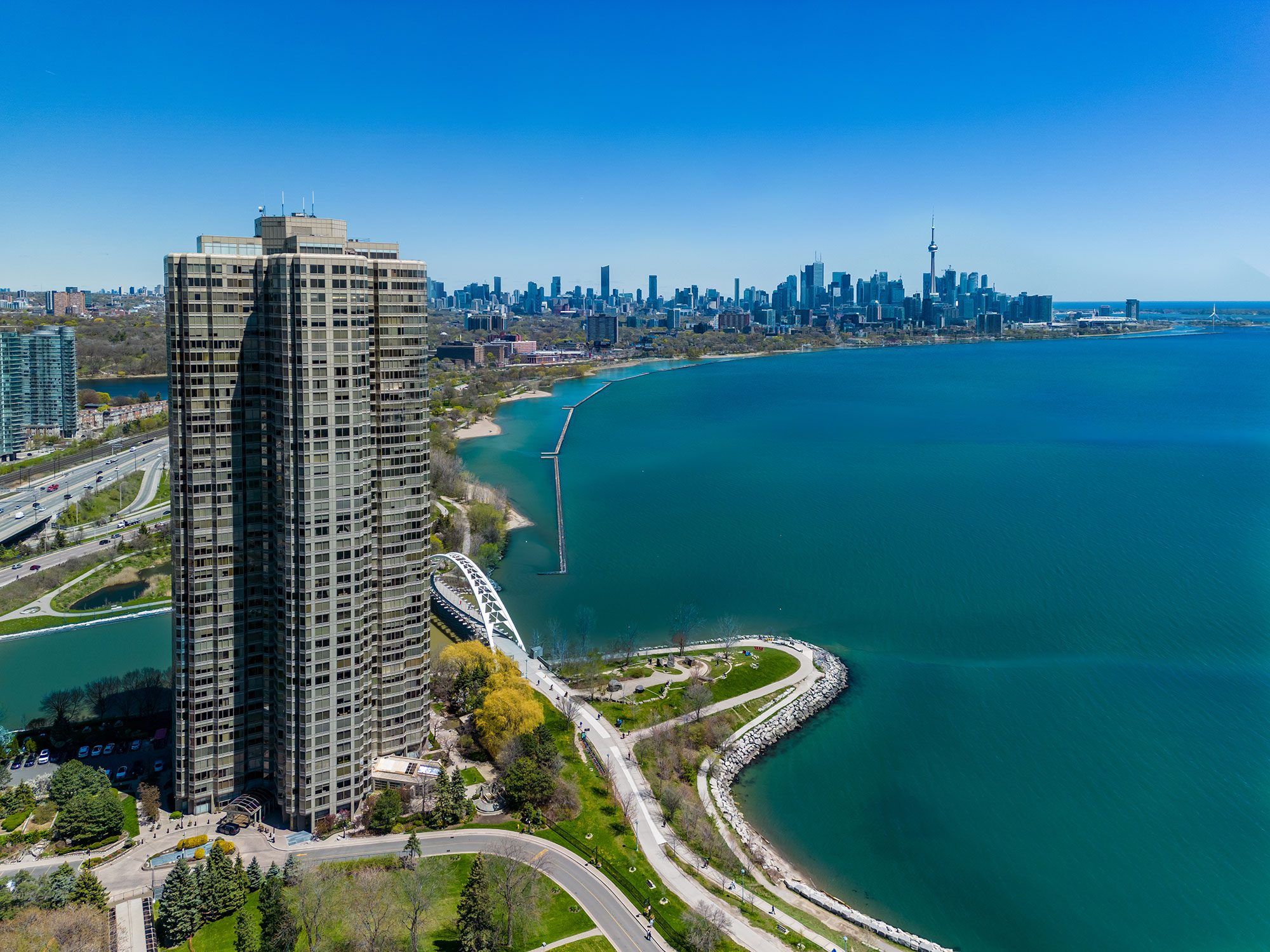 Palace Place Suite 4006