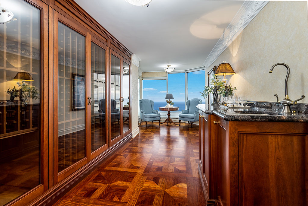 Palace Place Suite 3501