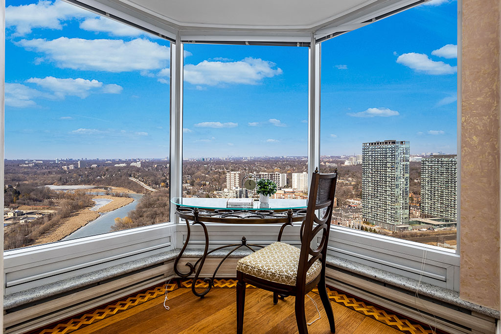 Palace Place Suite 3501