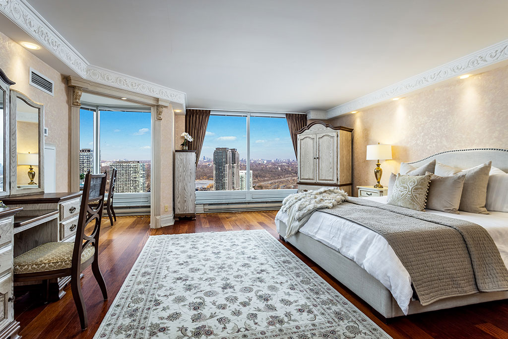 Palace Place Suite 3501