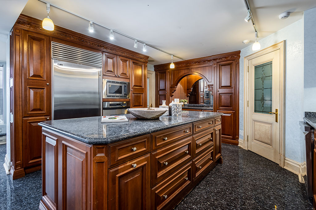 Palace Place Suite 3501