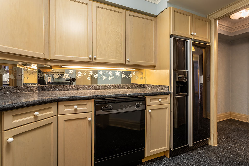 Palace Place Suite 3501