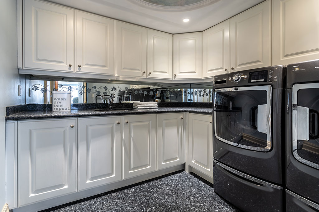 Palace Place Suite 3501